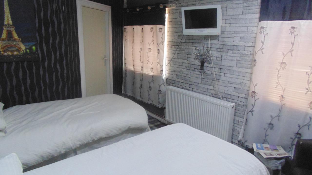 Westmore Bed & Breakfast Олнесс Екстер'єр фото