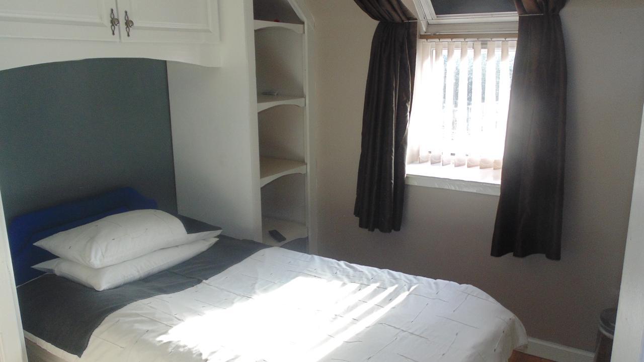 Westmore Bed & Breakfast Олнесс Екстер'єр фото